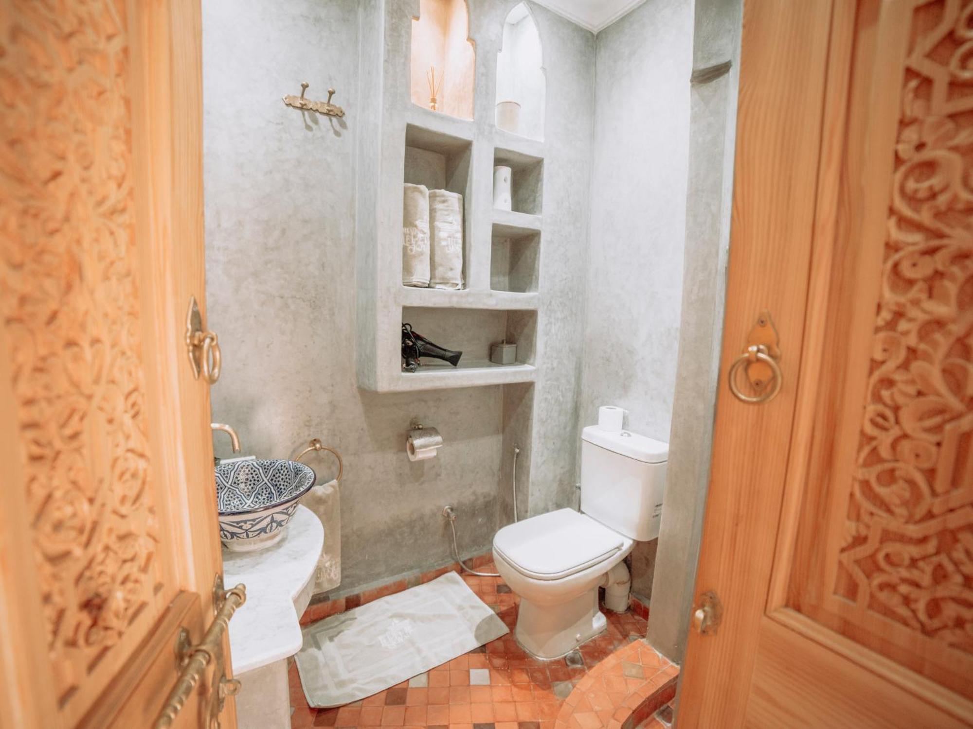 Superior Double Room Private Bathroom